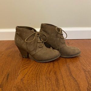 Women’s Booties